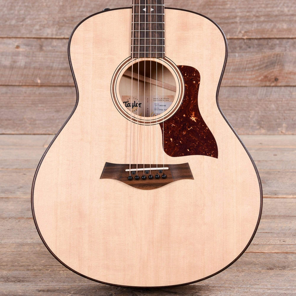Taylor GTe Sitka/Urban Ash ES2 - MusicMarket