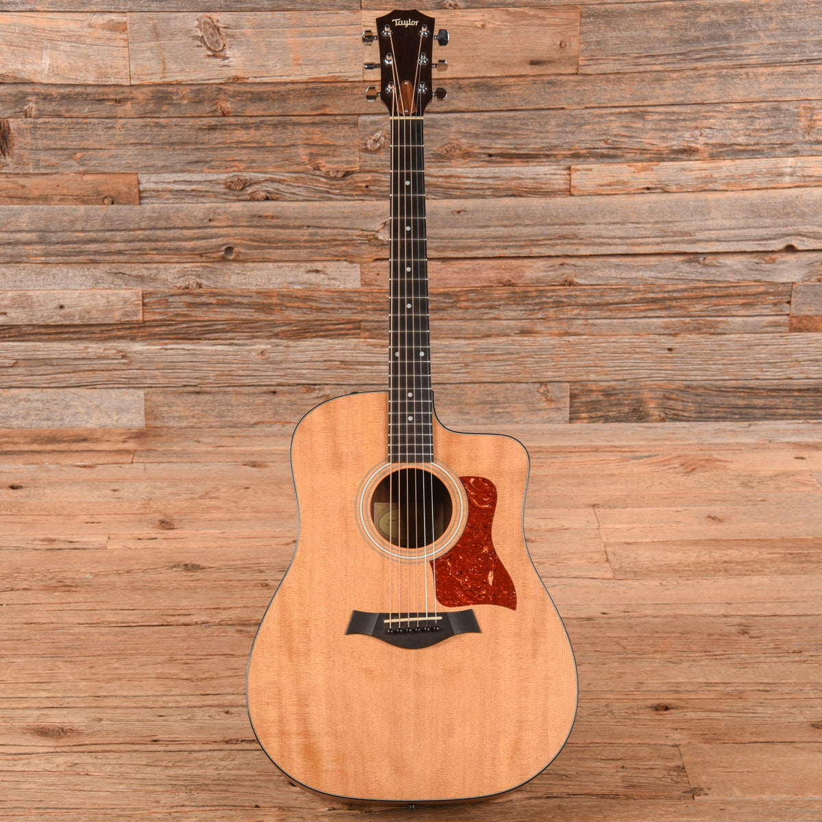 Taylor 110ce Natural - View 4 | MusicMarket