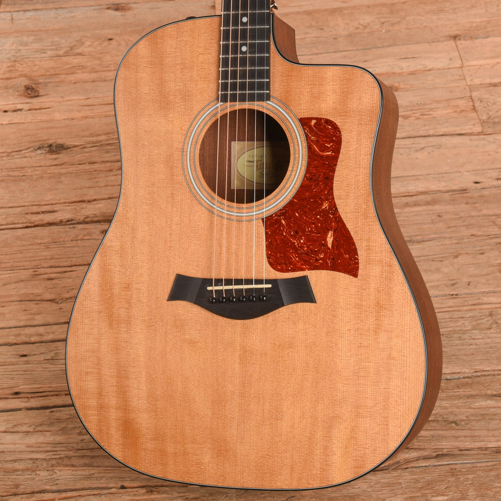 Taylor 110ce Natural - View 2 | MusicMarket