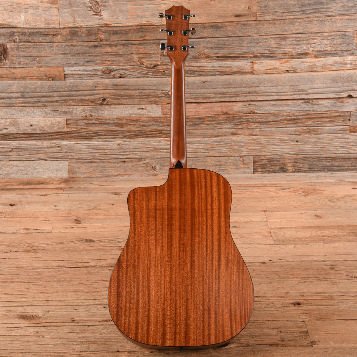 Taylor 110ce Natural - View 5 | MusicMarket