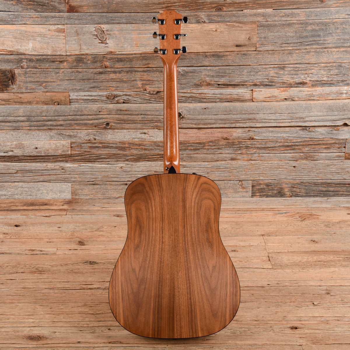 Taylor 110e Natural 2018 - View 5 | MusicMarket