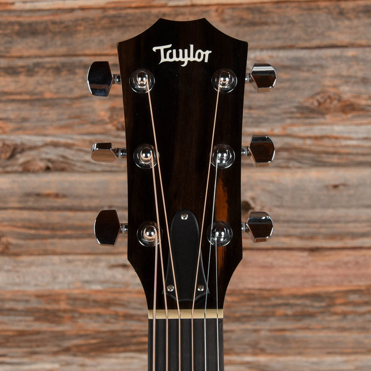 Taylor 110e Natural 2018 - View 6 | MusicMarket