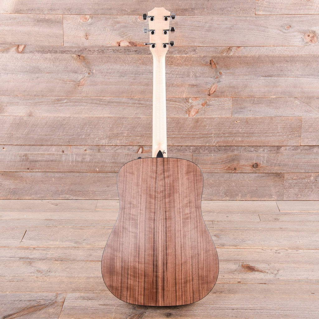 Taylor 110e Sitka/Walnut Dreadnought ES2 LEFTY - View 5 | MusicMarket