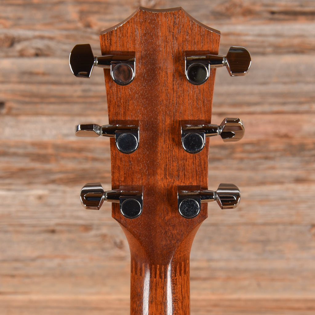 Taylor 210 Natural 2004 - View 7 | MusicMarket