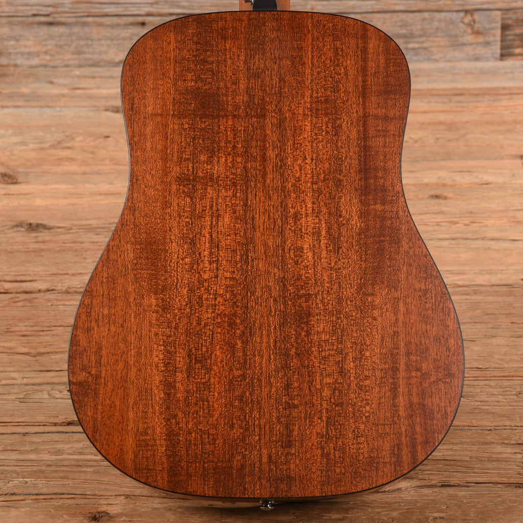 Taylor 310 Natural 2004 - View 3 | MusicMarket
