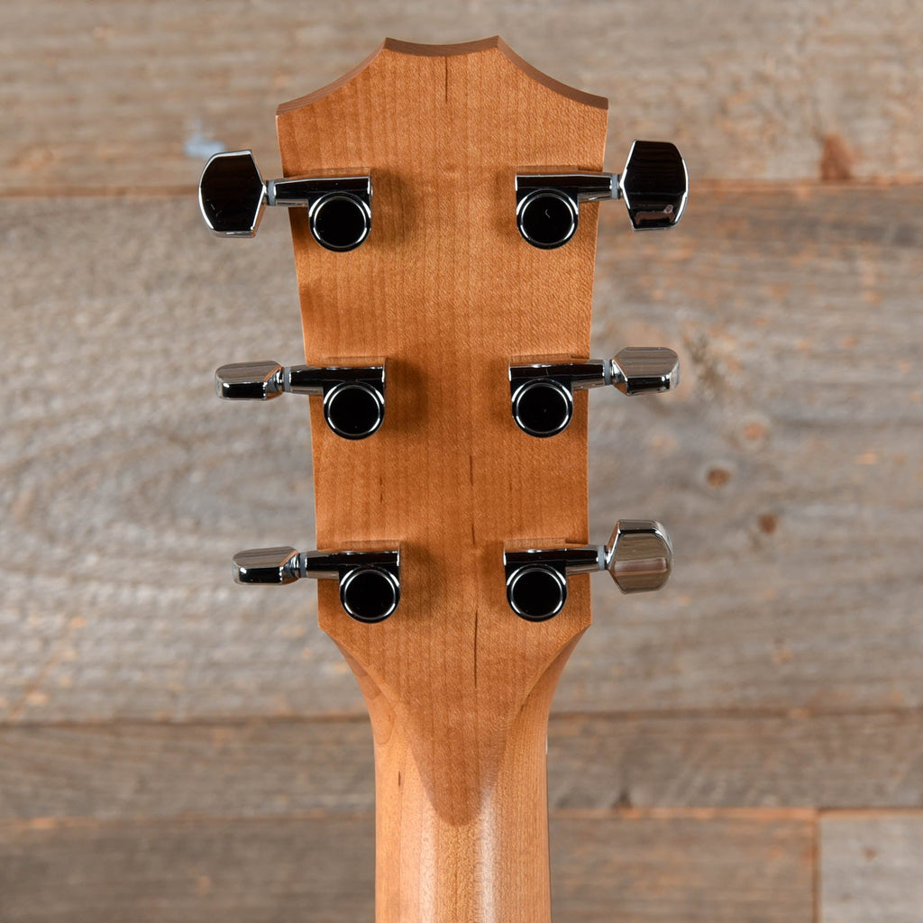 Taylor Academy 10 Dreadnought Sitka/Walnut Natural - View 7 | MusicMarket