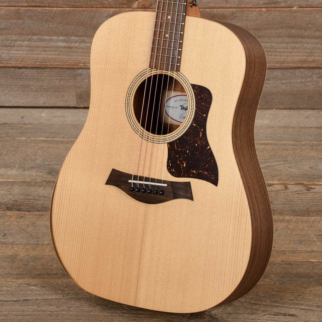 Taylor Academy 10e Dreadnought Sitka/Walnut Natural ES-B - View 2 | MusicMarket