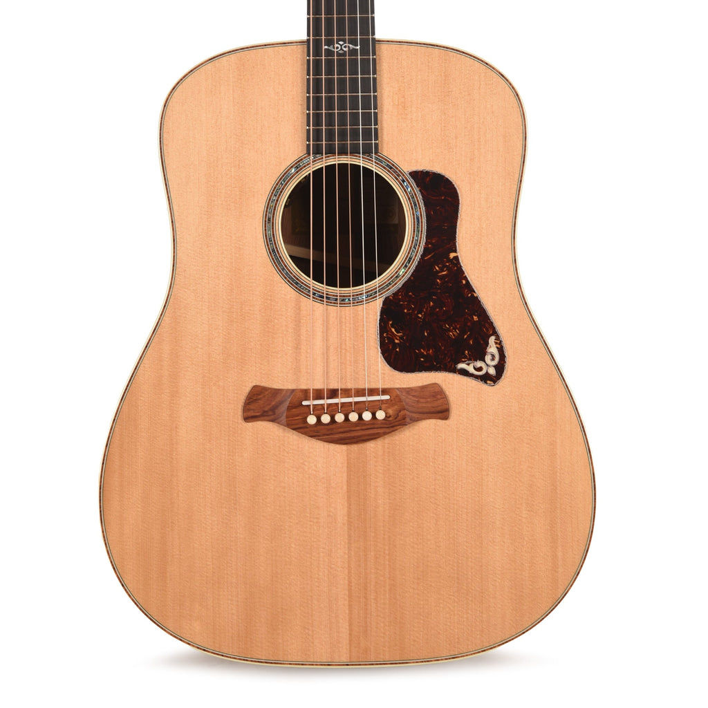 Taylor Gold Label 810e Torrefied Sitka/Honduran Rosewood Natural w/L.R. Baggs VTC - View 2 | MusicMarket