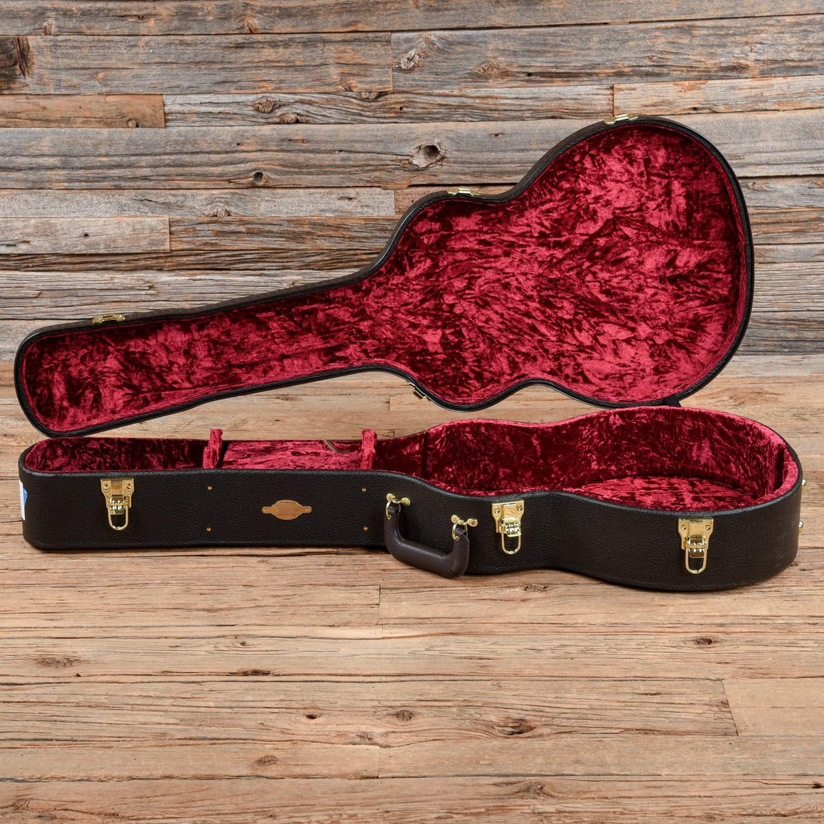 Taylor 224ce-K DLX Koa Grand Auditorium Shaded Edgeburst LEFTY - View 12 | MusicMarket