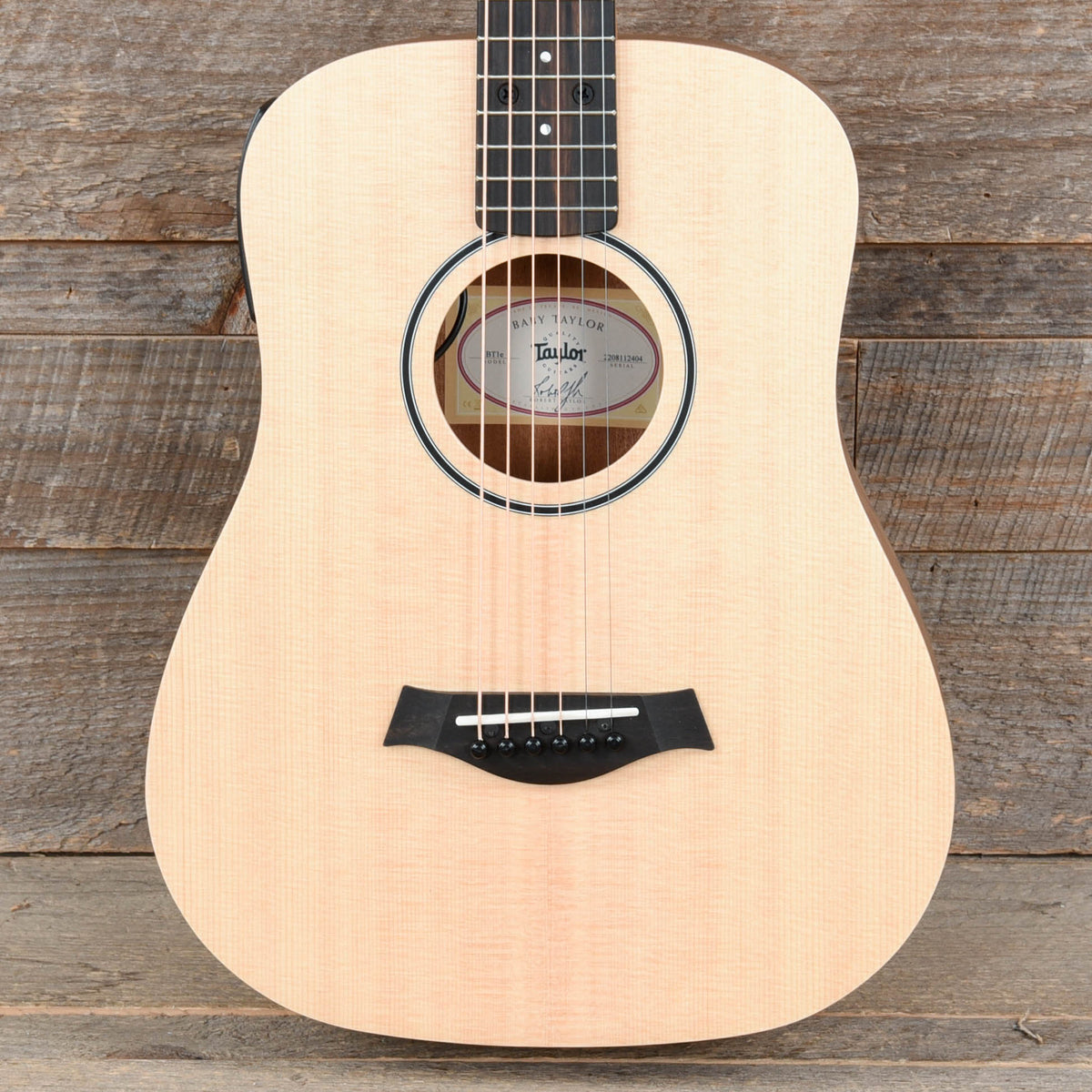 Taylor BT1e Walnut Natural w/ES-B & Gig Bag - MusicMarket