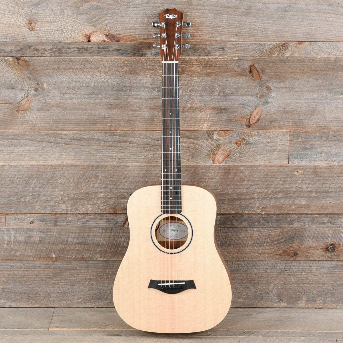 Taylor BT1e Walnut Natural w/ES-B & Gig Bag - View 3 | MusicMarket