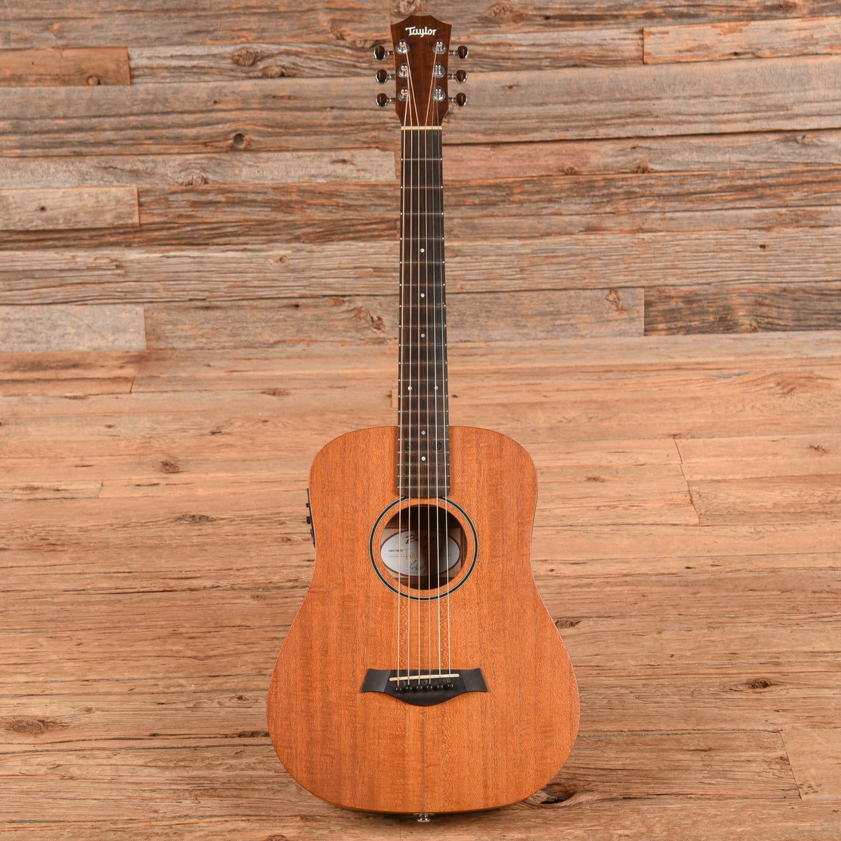 Taylor BT2-e Baby Taylor Natural - View 4 | MusicMarket