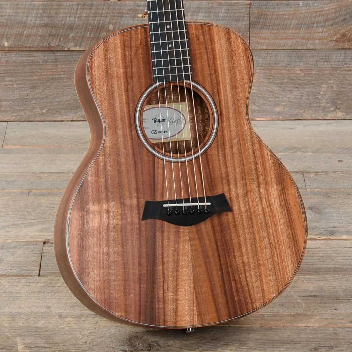 Taylor GS Mini-e Koa LEFTY Natural w/ES-B & Gig Bag - View 2 | MusicMarket