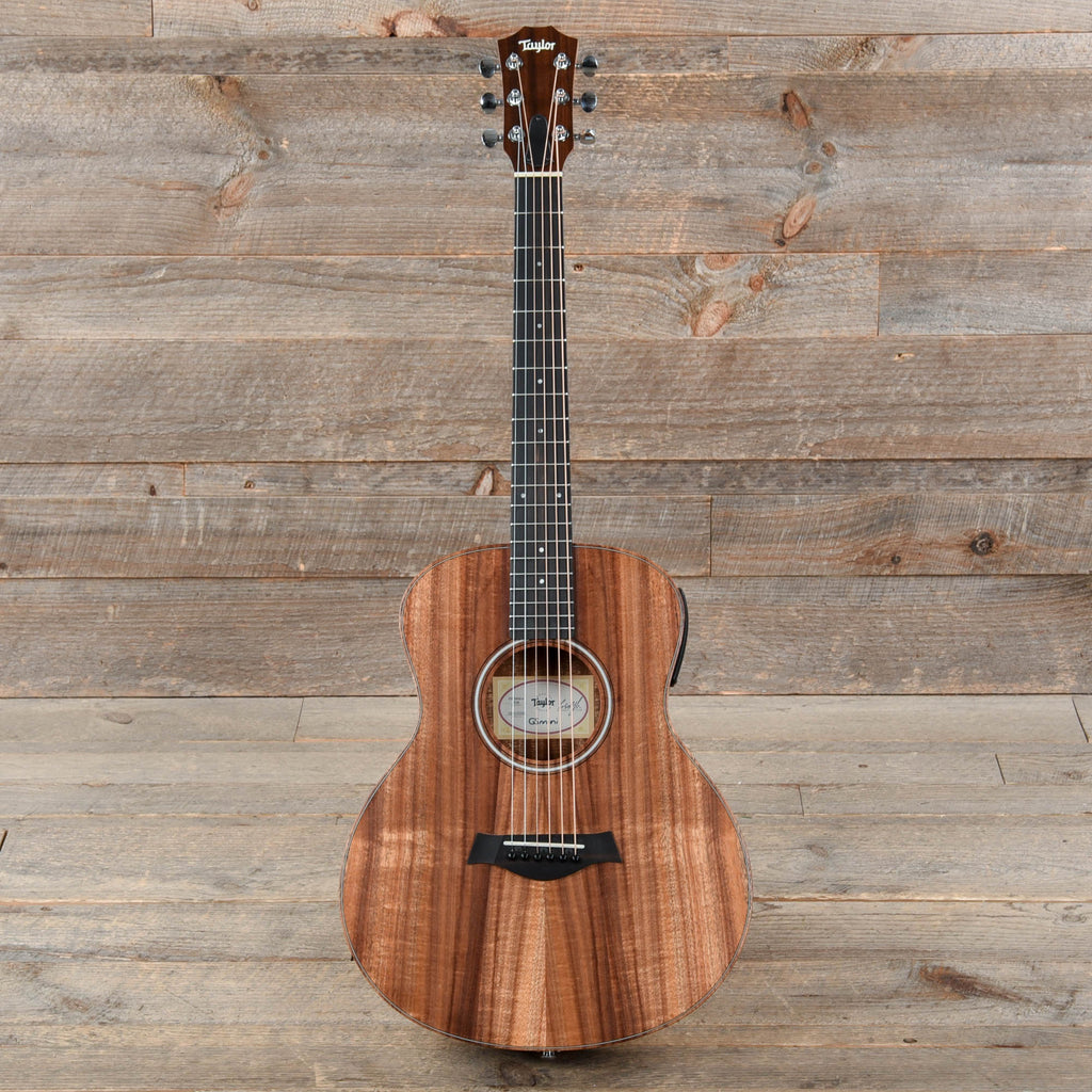 Taylor GS Mini-e Koa LEFTY Natural w/ES-B & Gig Bag - View 4 | MusicMarket