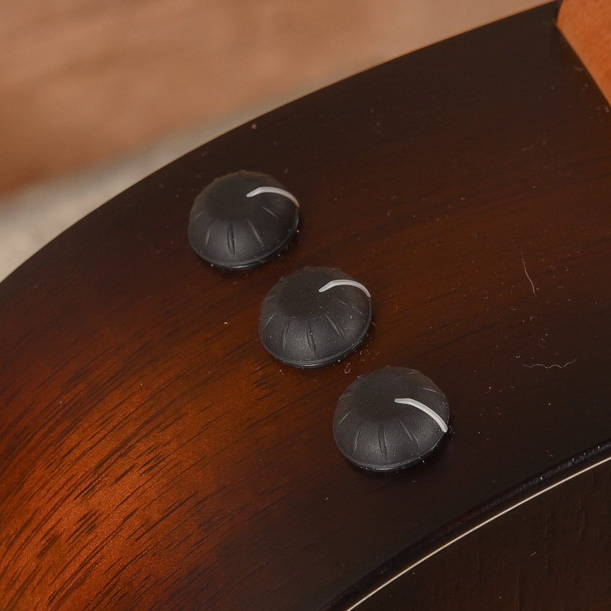 Taylor GS-Mini Koa Plus Shaded Edgeburst - View 8 | MusicMarket