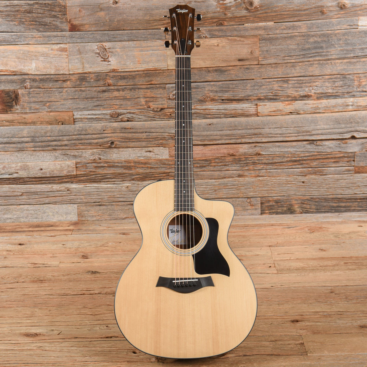 Taylor 114ce Natural 2024 - View 4 | MusicMarket
