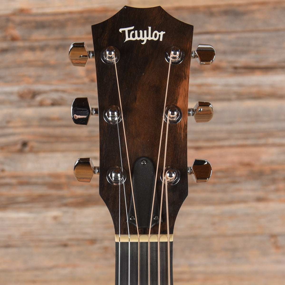 Taylor 114e Natural 2022 LEFTY - View 6 | MusicMarket