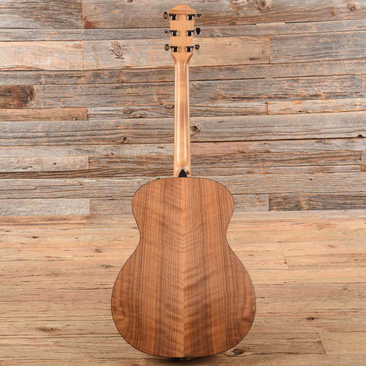 Taylor 114e Natural 2022 LEFTY - View 5 | MusicMarket