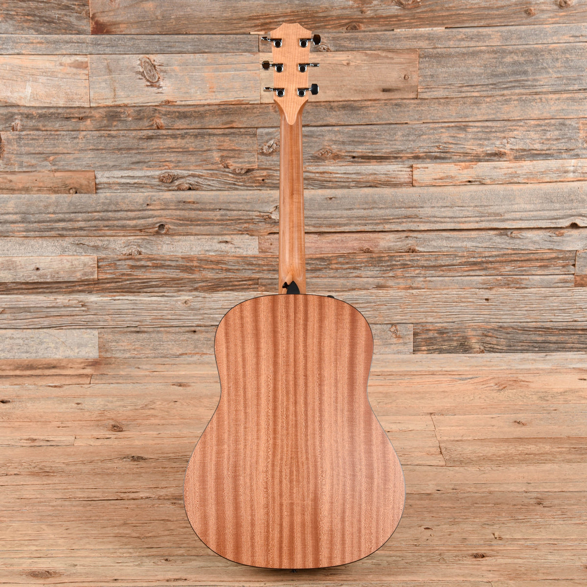 Taylor 117e Grand Pacific Torrefied Sitka/Sapele Natural ES2 - View 5 | MusicMarket