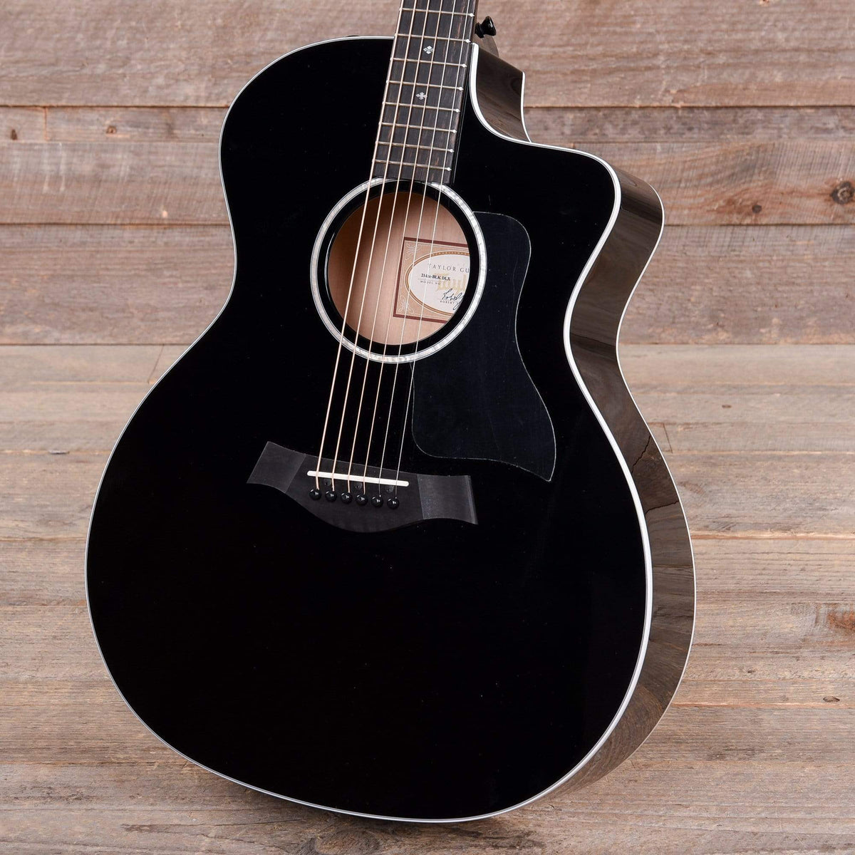 Taylor 214ce-BLK Deluxe Grand Auditorium Sitka/Maple Black ES2 - View 2 | MusicMarket