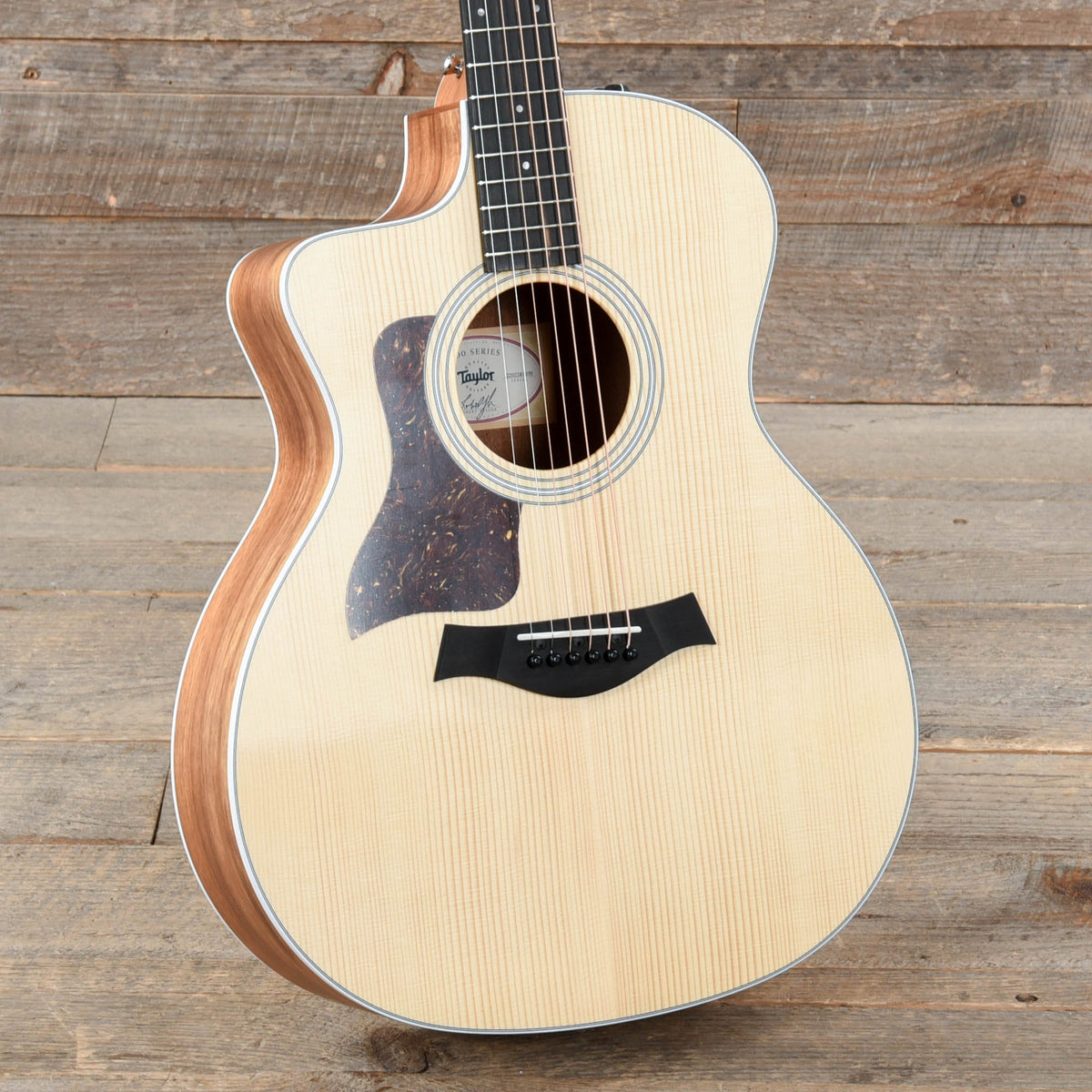 Taylor 214ce Grand Auditorium Sitka/Koa Layered ES2 w/Hardshell Case LEFTY - View 2 | MusicMarket