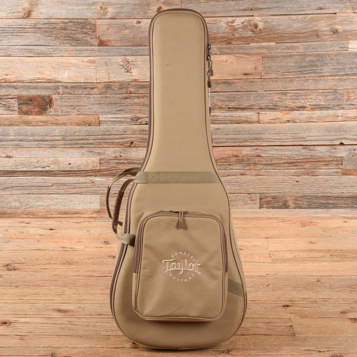 Taylor 214ce-K Natural 2020 - View 9 | MusicMarket