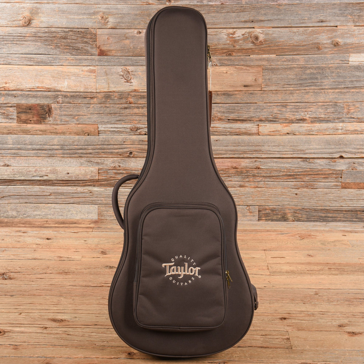Taylor 214ce Plus Natural 2022 - View 9 | MusicMarket