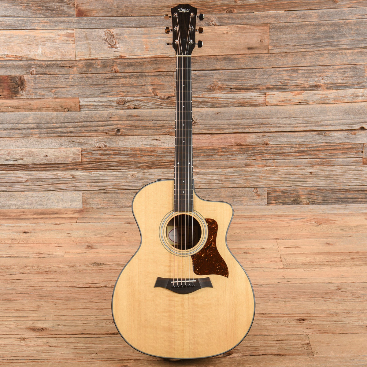 Taylor 214ce Plus Natural 2022 - View 4 | MusicMarket