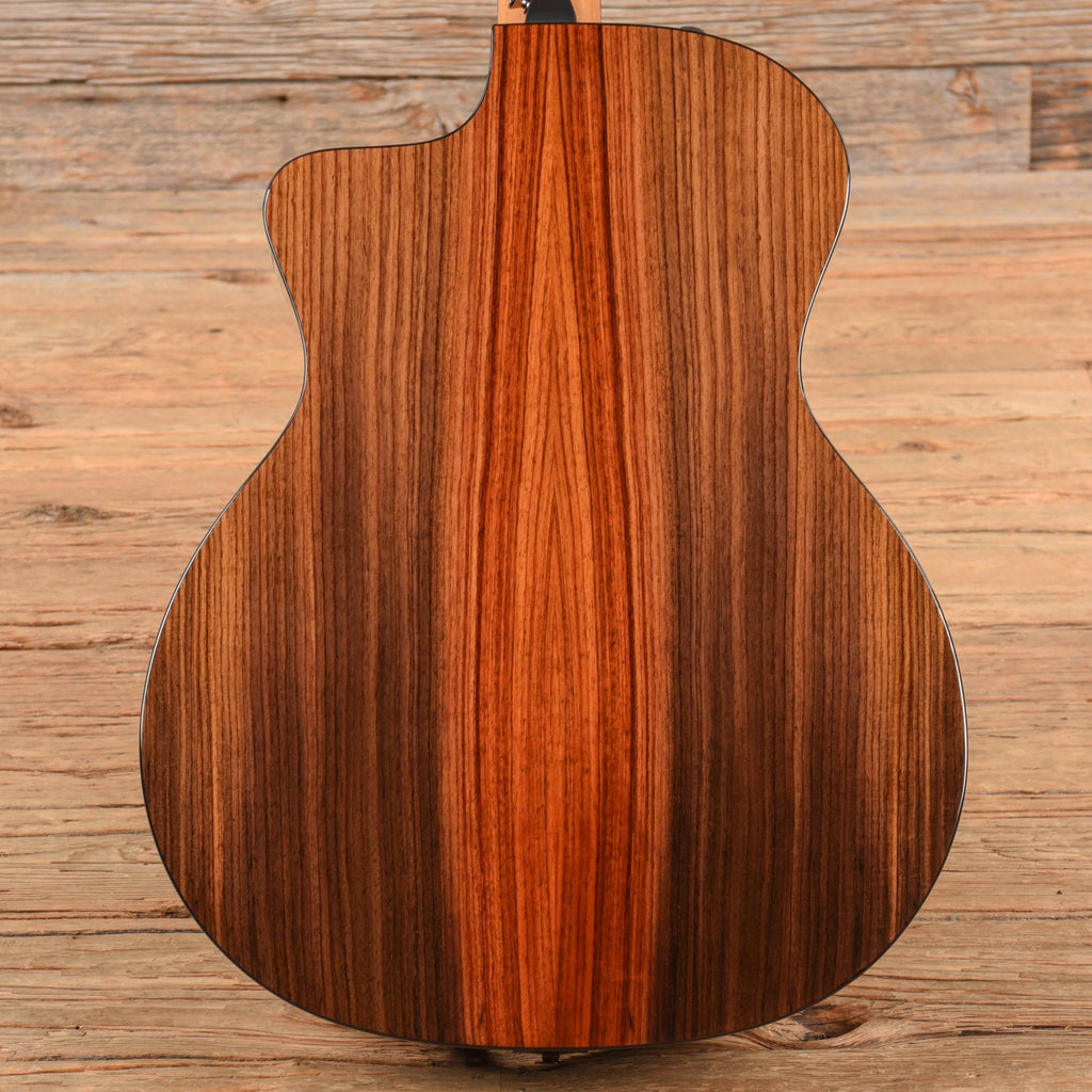 Taylor 214ce Plus Natural 2022 - View 3 | MusicMarket
