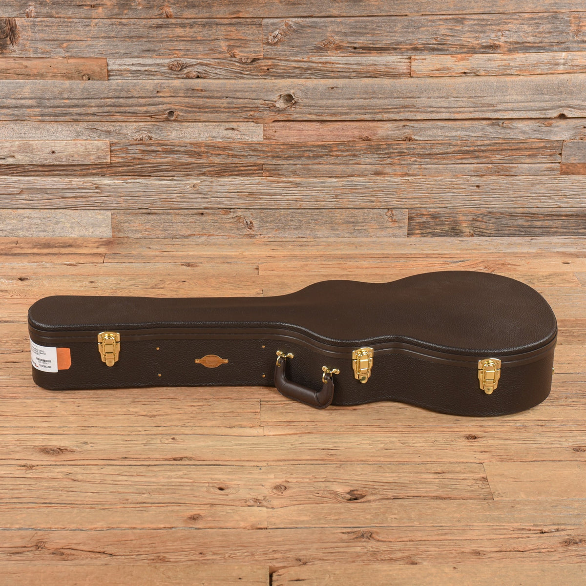 Taylor 224ce-DLX Sunburst 2023 LEFTY - View 9 | MusicMarket
