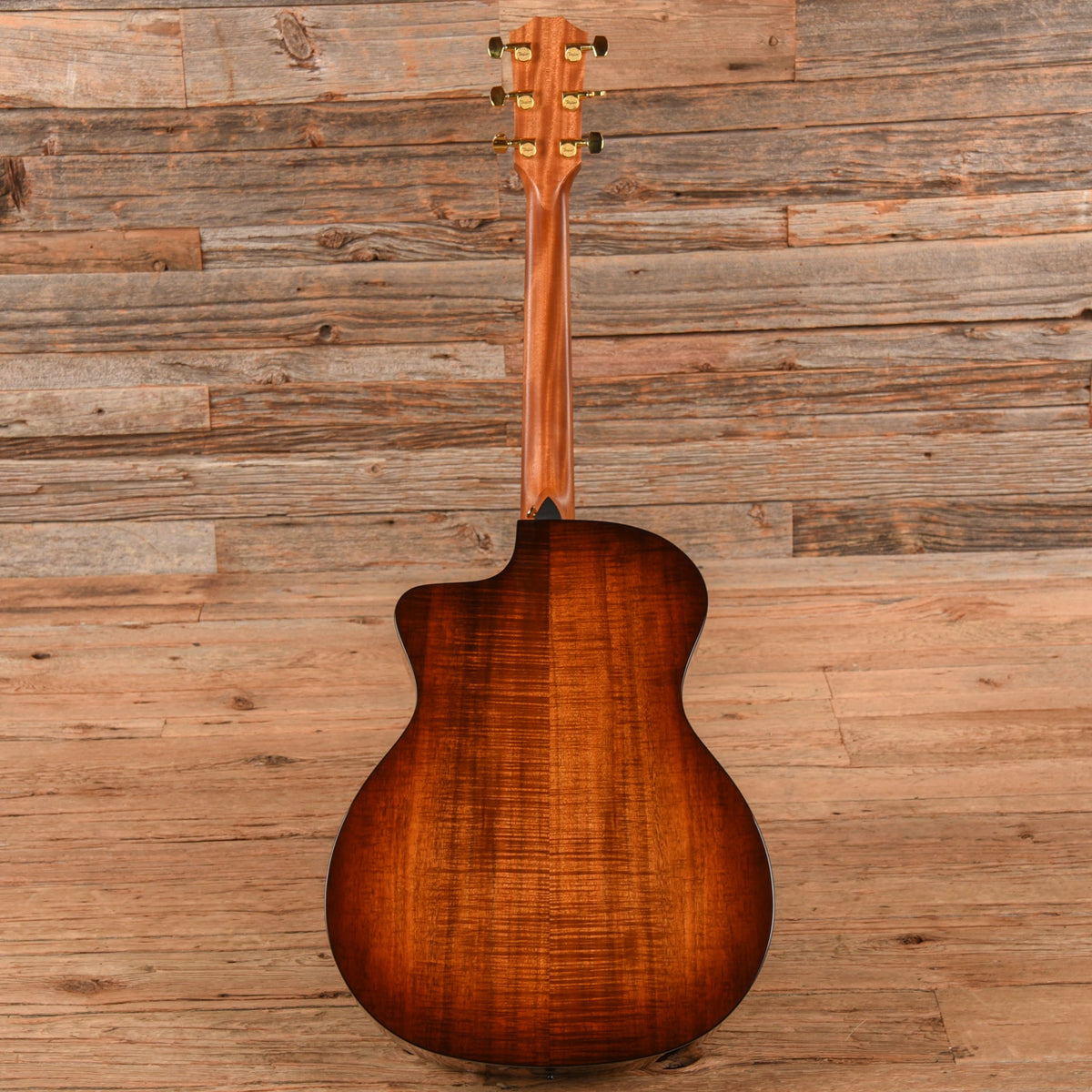 Taylor 224ce-K DLX Shaded Edge Burst 2020 - View 5 | MusicMarket