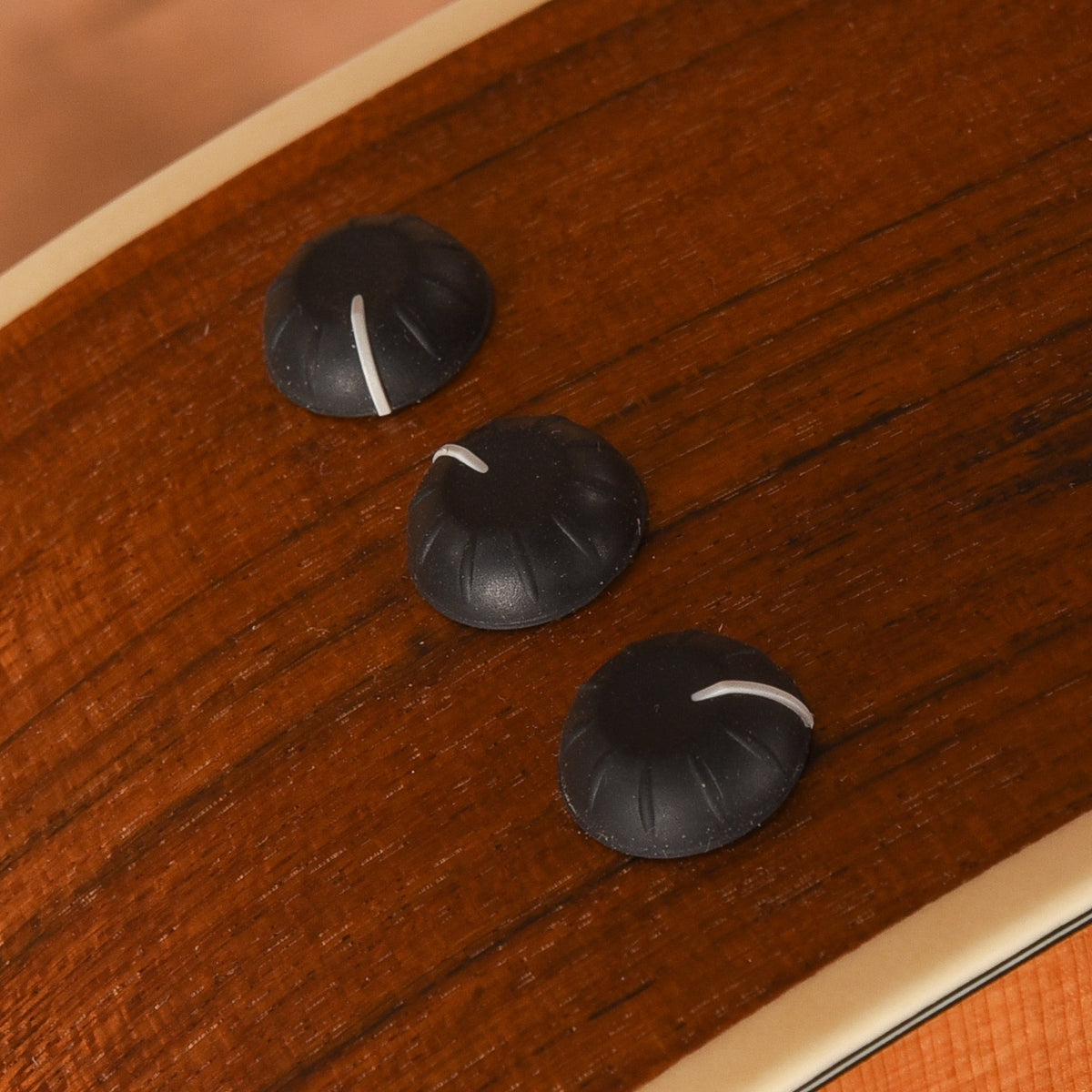 Taylor 410ce Natural 2006 - View 8 | MusicMarket