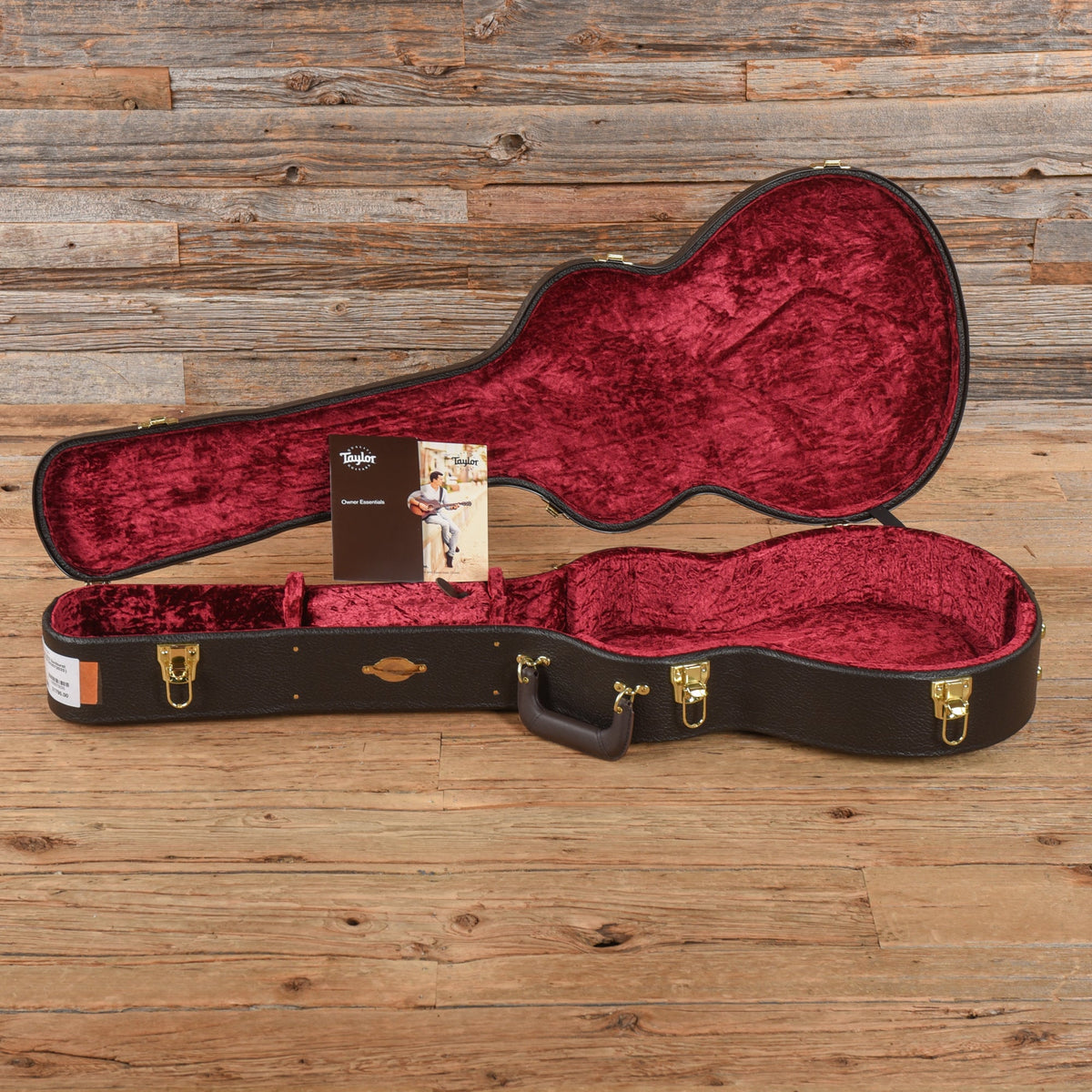 Taylor 412ce-R Sunburst 2023 - View 9 | MusicMarket