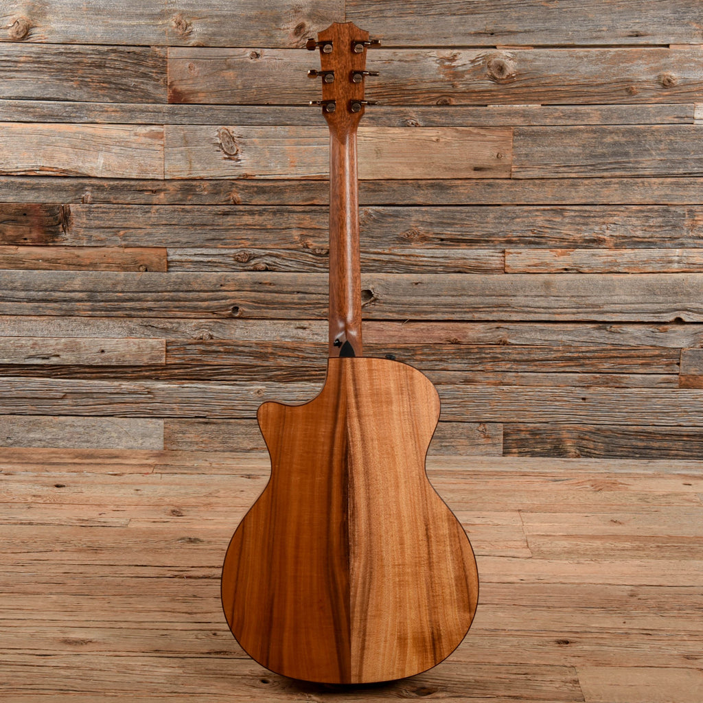 Taylor 724ce Grand Auditorium Hawaiian Koa Natural ES2 - View 4 | MusicMarket