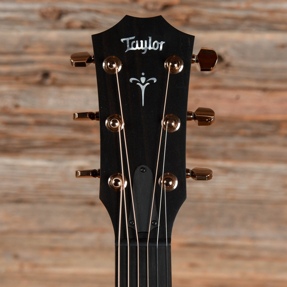 Taylor 724ce Grand Auditorium Hawaiian Koa Natural ES2 - View 5 | MusicMarket