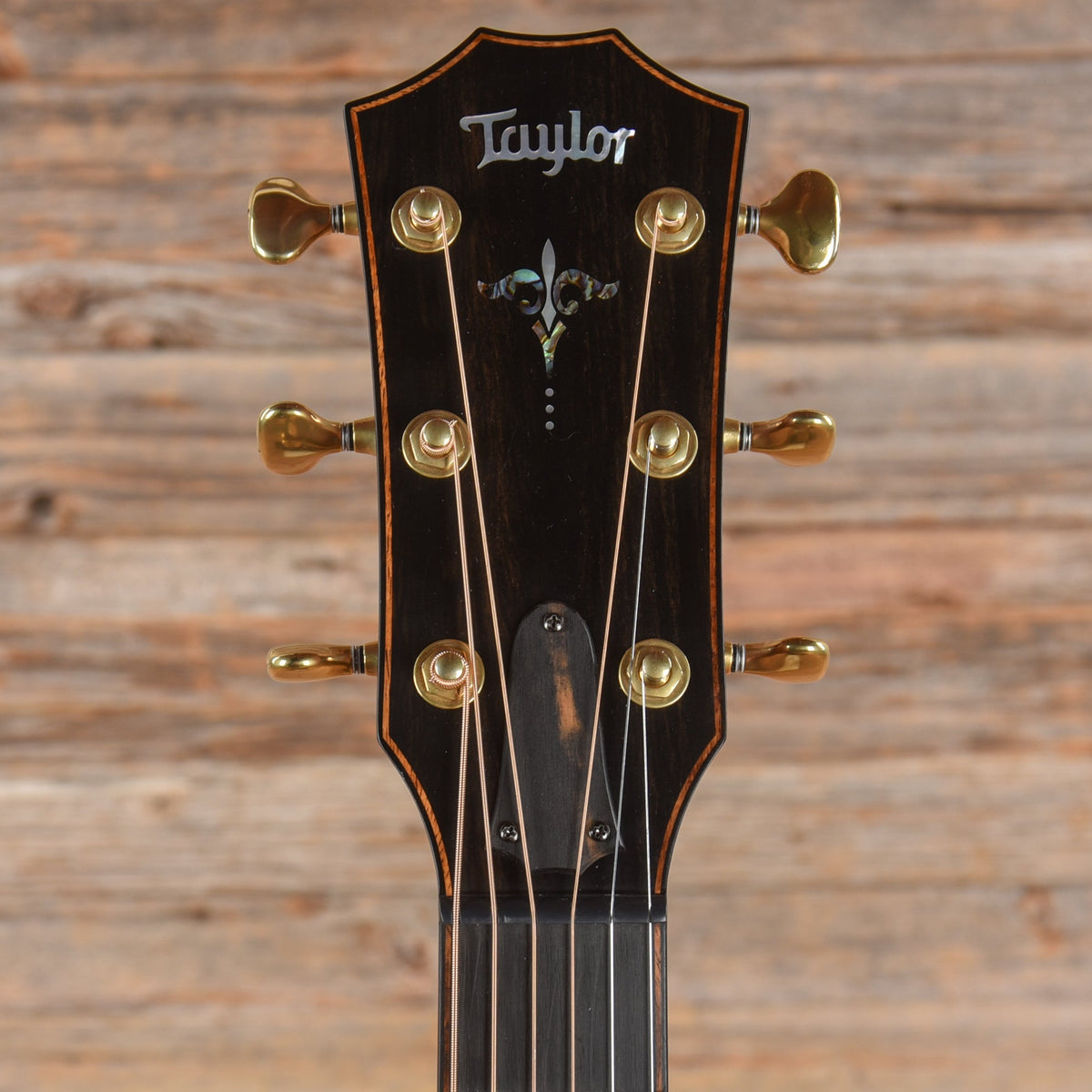 Taylor Builder's Edition 912ce Honey Burst 2023 - View 6 | MusicMarket