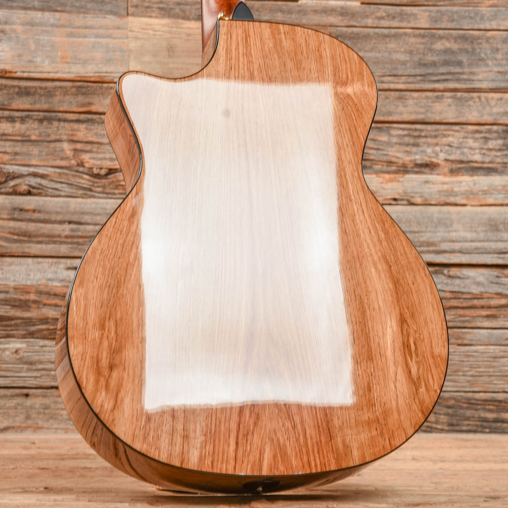 Taylor Custom Grand Auditorium Honduran Rosewood & Lutz Spruce w/Ebony Binding & Figured Mahogany Neck Tobacco