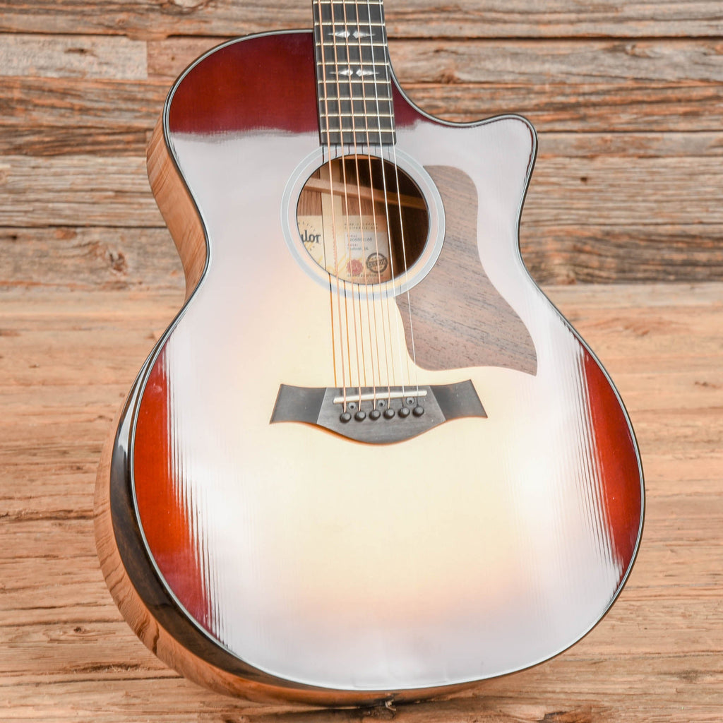 Taylor Custom Grand Auditorium Honduran Rosewood & Lutz Spruce w/Ebony Binding & Figured Mahogany Neck Tobacco
