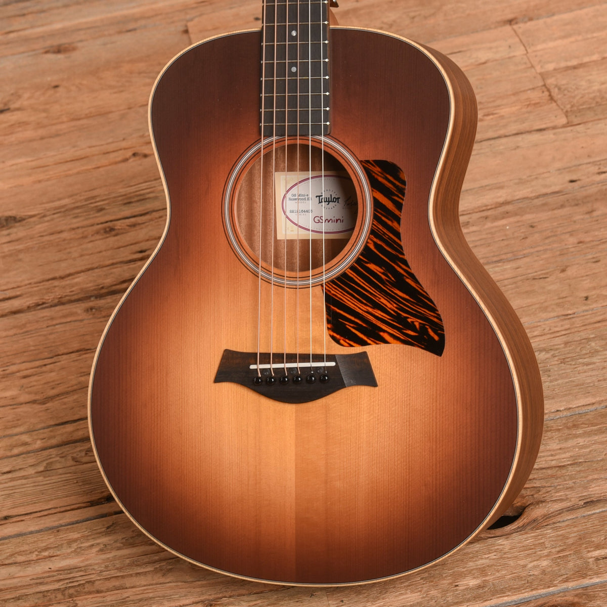Taylor GS Mini-e Rosewood w/ 3-Band EQ Sunburst 2024 - View 2 | MusicMarket