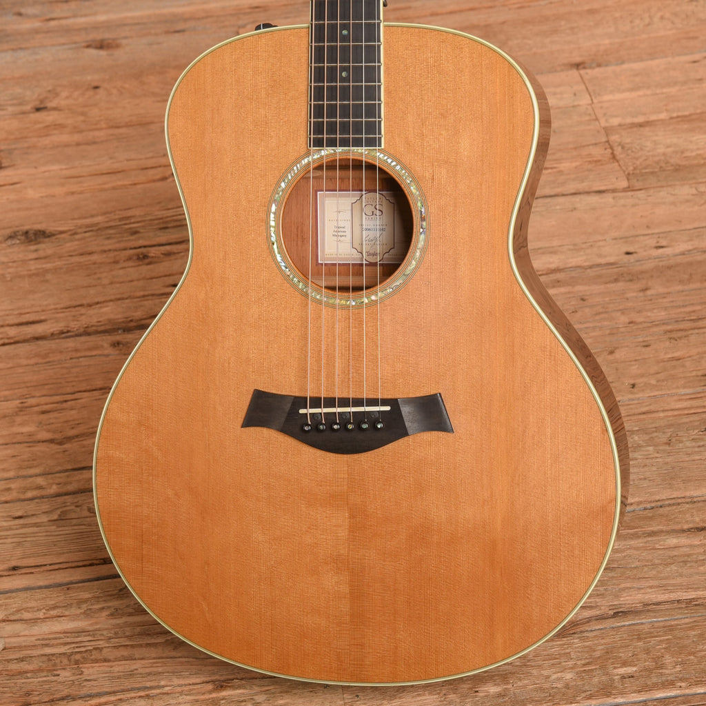 Taylor GS Western Red Cedar/Tropical American Mahogany Natural 2006 - View 2 | MusicMarket