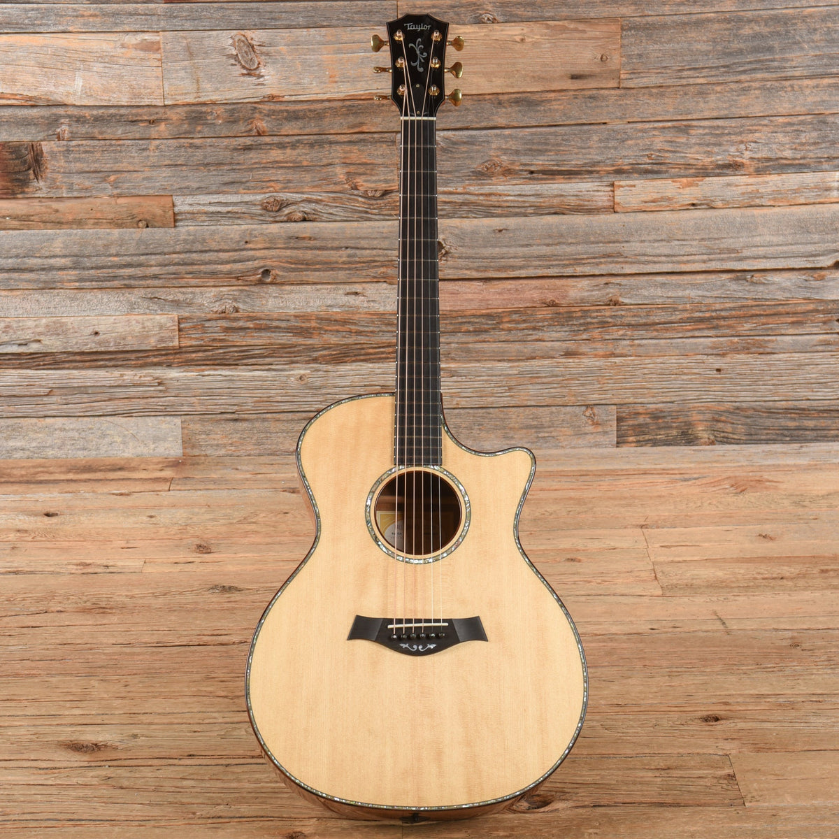 Taylor Limited Edition Koa GA Natural 2008 - View 4 | MusicMarket