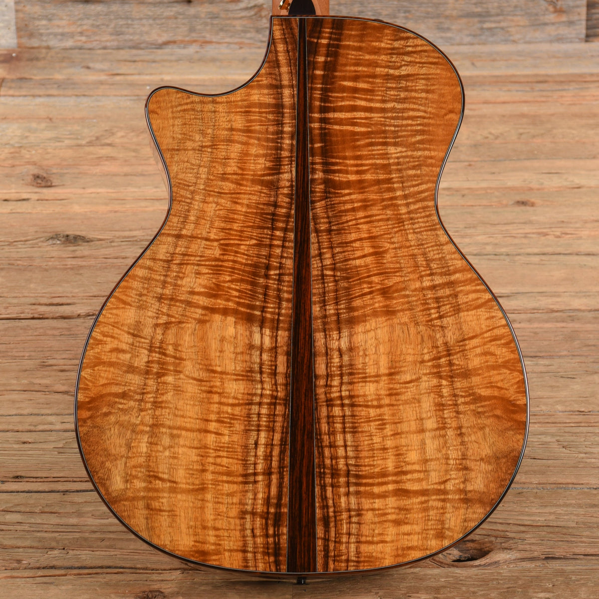 Taylor Limited Edition Koa GA Natural 2008 - View 3 | MusicMarket
