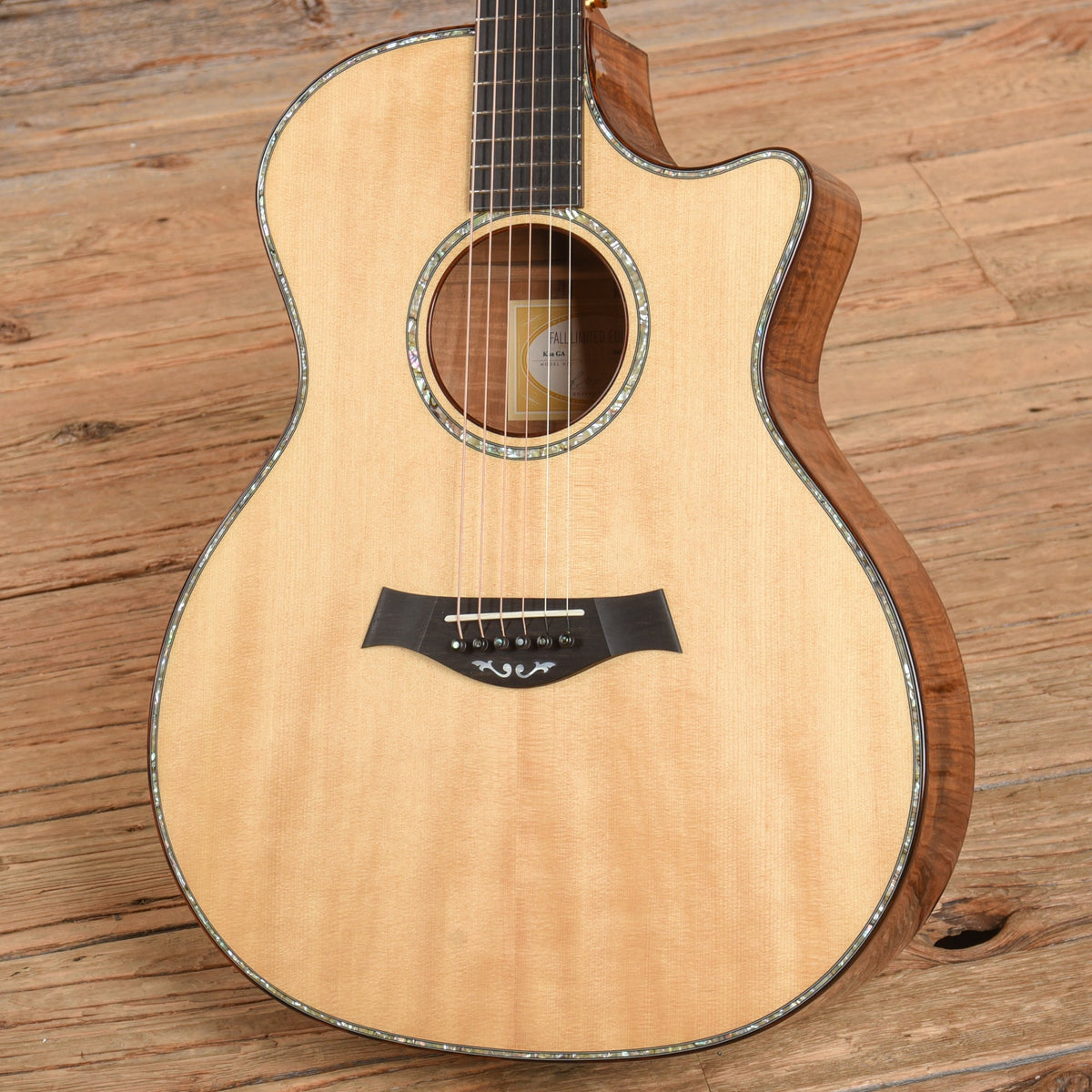 Taylor Limited Edition Koa GA Natural 2008 - View 2 | MusicMarket