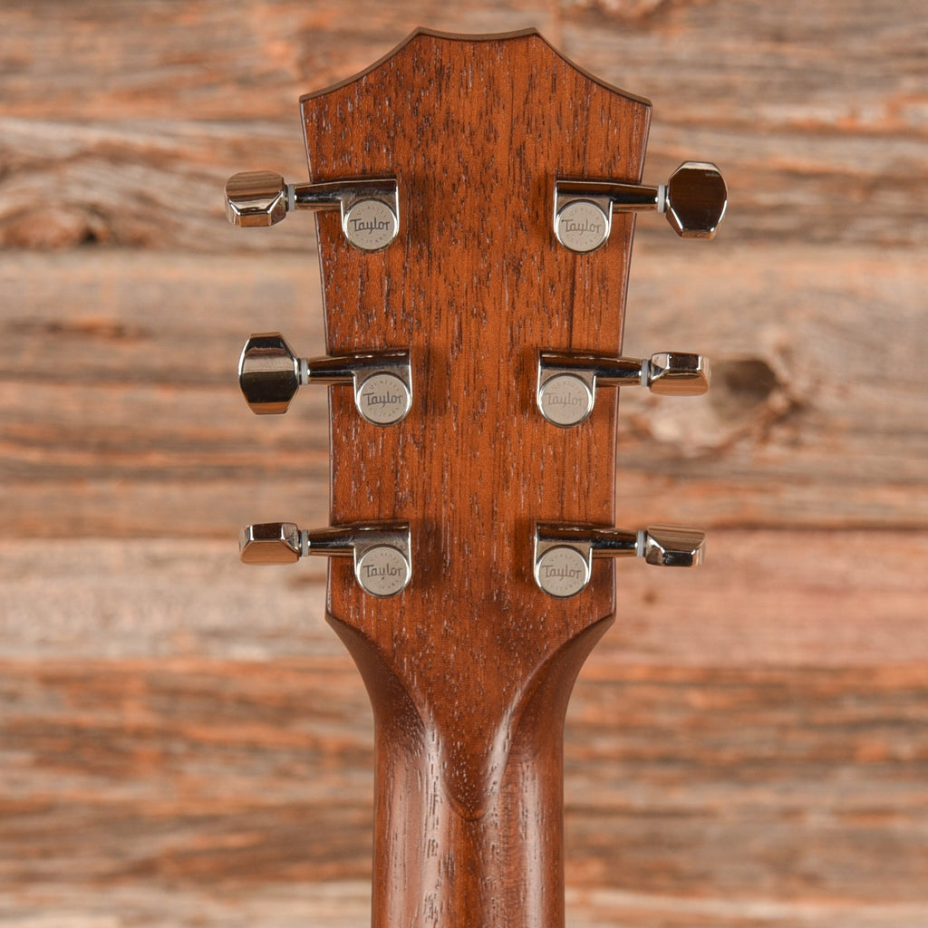 Taylor AD21e Grand Theater Mahogany/Sapele Shaded Edgeburst 2023 - View 7 | MusicMarket