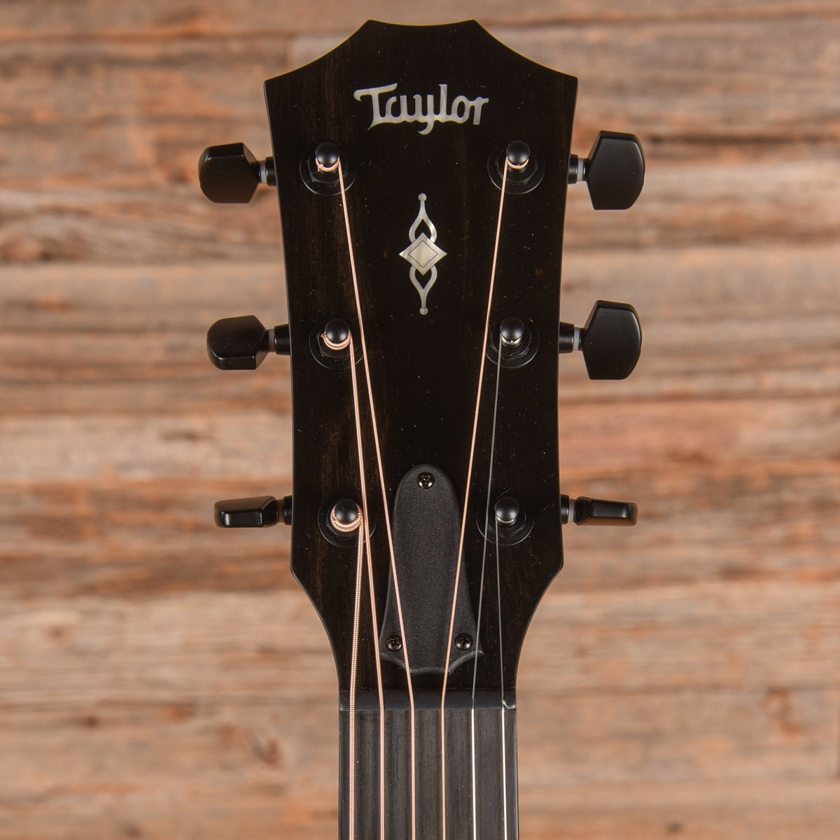 Taylor 324ce Shaded Edge Burst 2024 - View 6 | MusicMarket