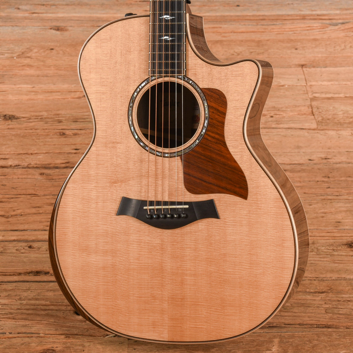 Taylor 814ce Natural 2022 - View 2 | MusicMarket