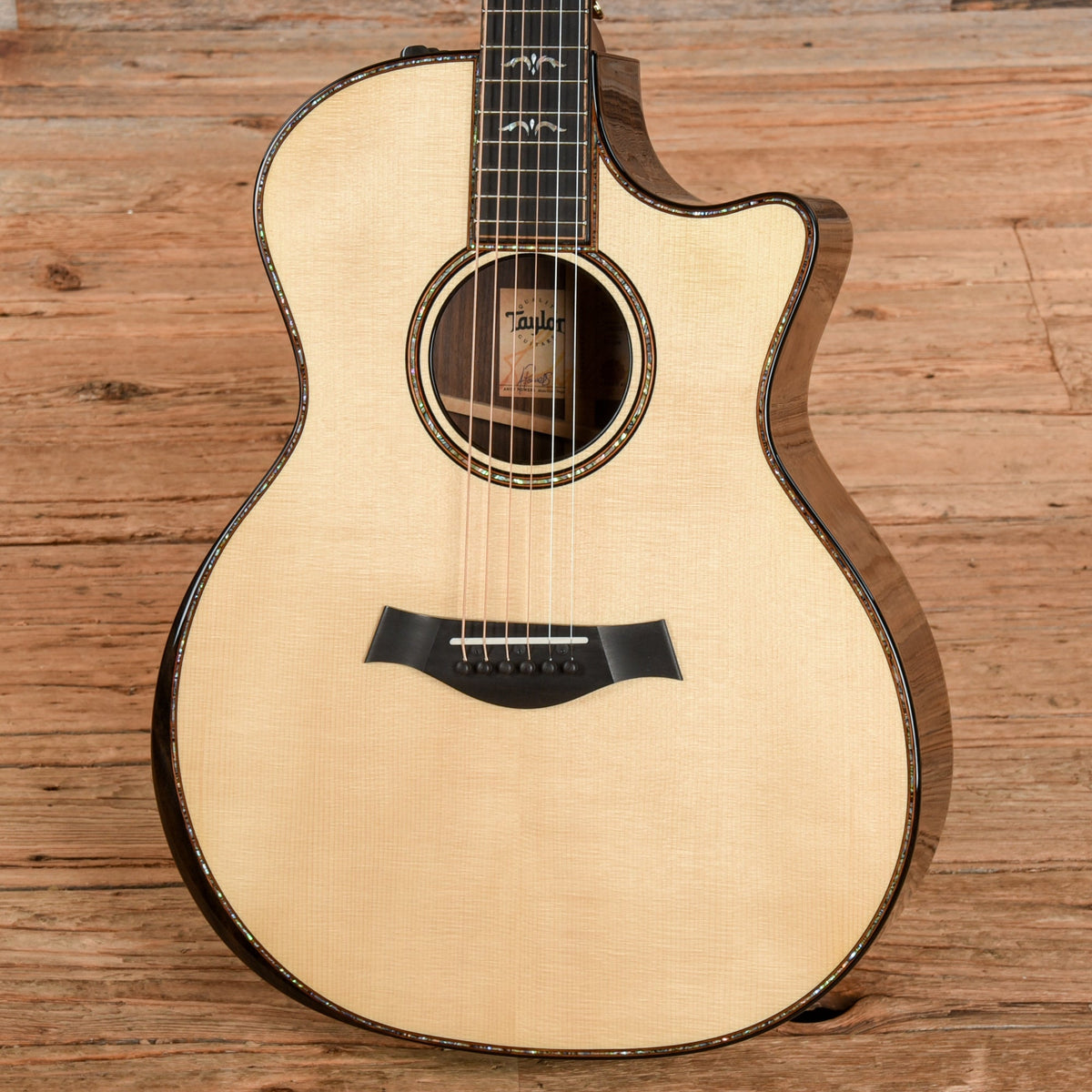 Taylor 914ce Grand Auditorium Natural 2023 - View 2 | MusicMarket