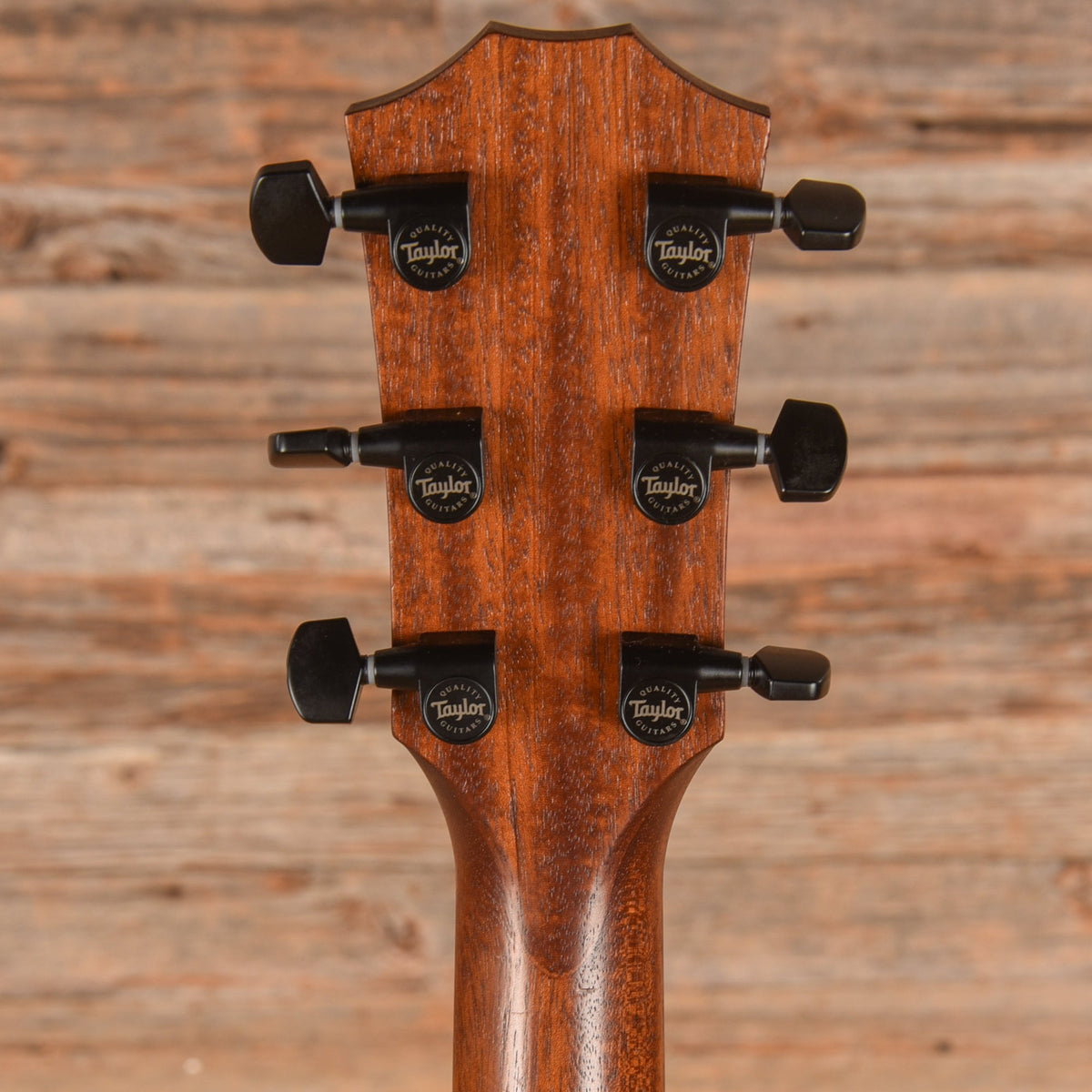 Taylor American Dream AD22E Sunburst 2021 - View 7 | MusicMarket