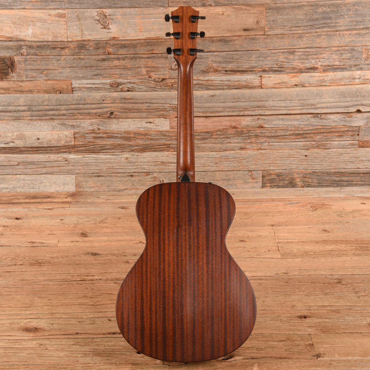 Taylor American Dream AD22E Sunburst 2021 - View 5 | MusicMarket