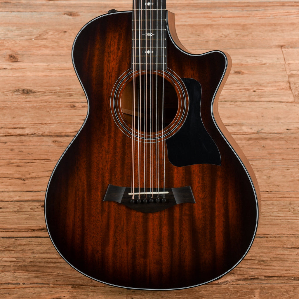 Taylor G352ce Sunburst 2023 - View 2 | MusicMarket